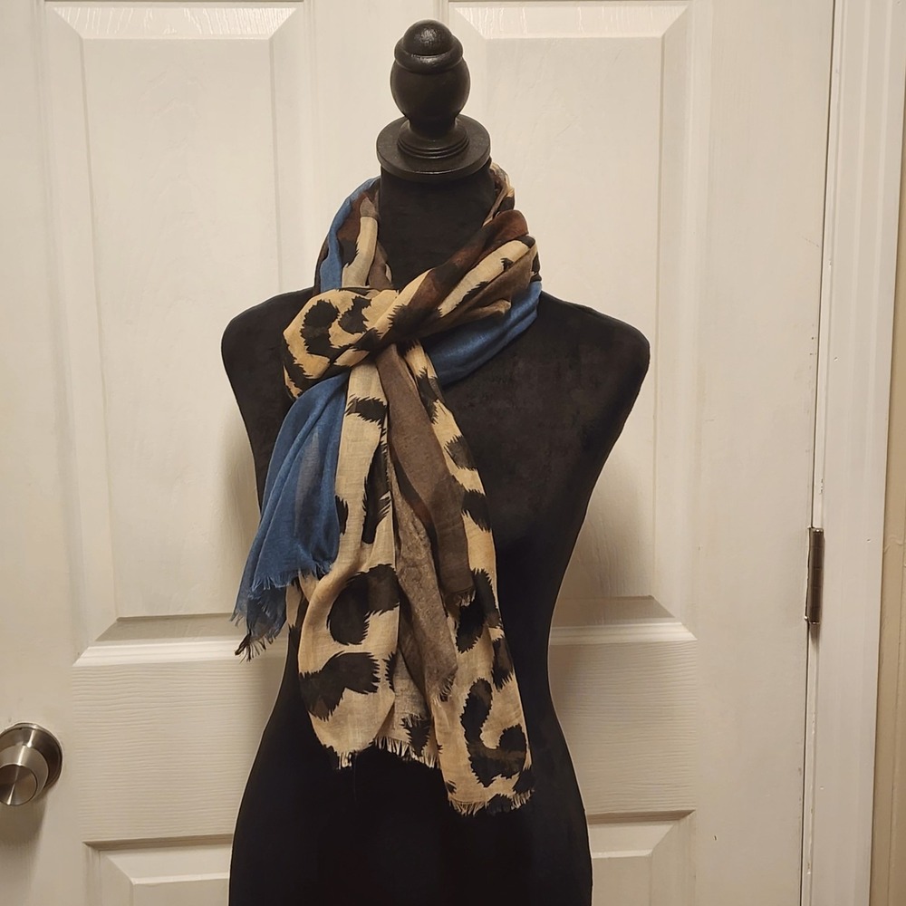 Shawl/Scarf In Animal Print/Blue /Taupe 36" X 72"
